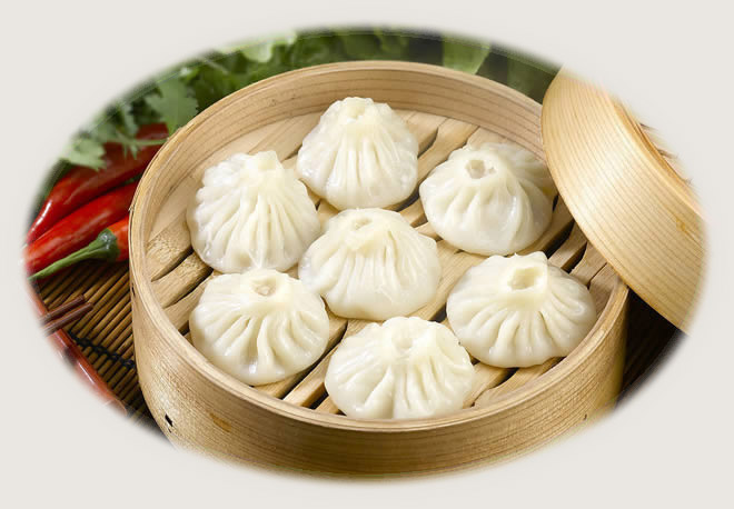 make steamed bun with filling by meat bun machine